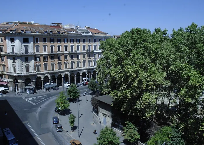 Oda ve Kahvaltı Drago D'oro Roma